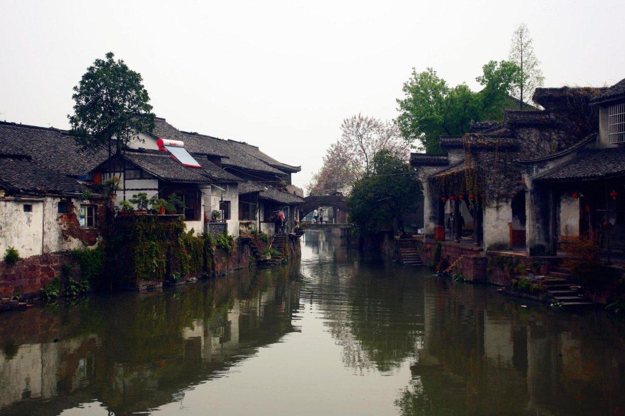 封坛老酒贺新春 | 坛客酒窖,时间与大师的杰作,百城千店,只做封坛